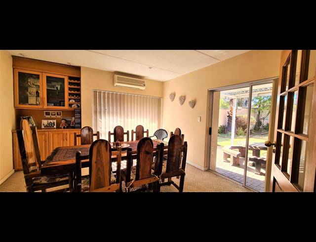 3 BEDROOM HOUSE FOR SALE IN THREE RIVERS EAST